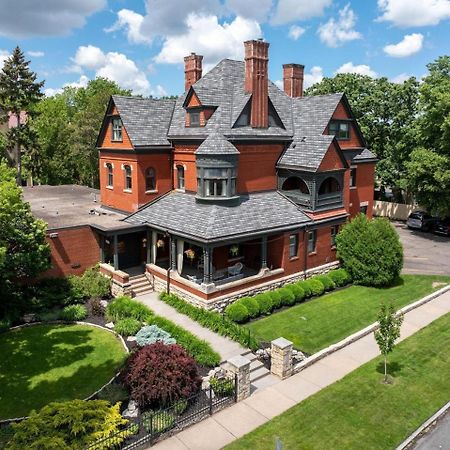 סיינט פול The New Victorian Mansion Bed & Breakfast מראה חיצוני תמונה